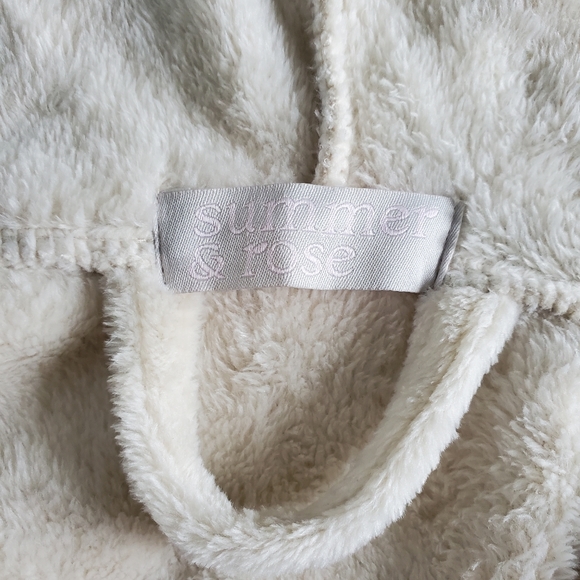 New with tags, women's xs/s/m robe - Picture 6 of 7